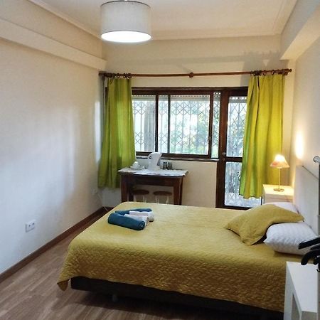 Quarto 2 Com Banheiro Privado Lägenhet OOporto Exteriör bild