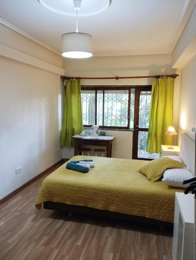 Quarto 2 Com Banheiro Privado Lägenhet OOporto Exteriör bild
