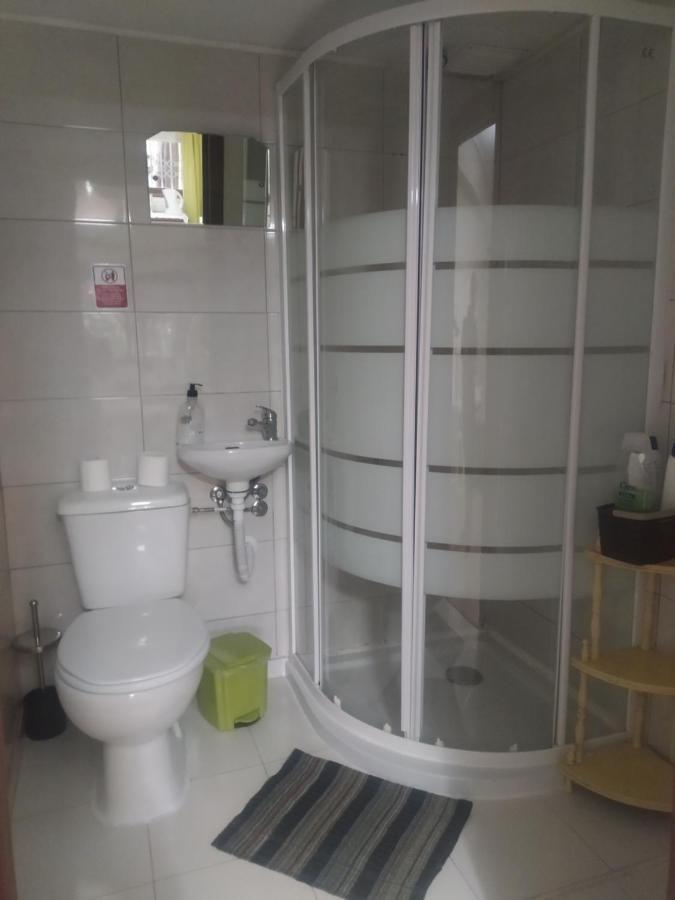 Quarto 2 Com Banheiro Privado Lägenhet OOporto Exteriör bild